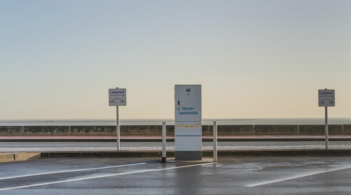 Energy storage batteries, outdoor energy storage batteries, energy storage battery manufacturers, energy storage battery prices, energy storage battery applications